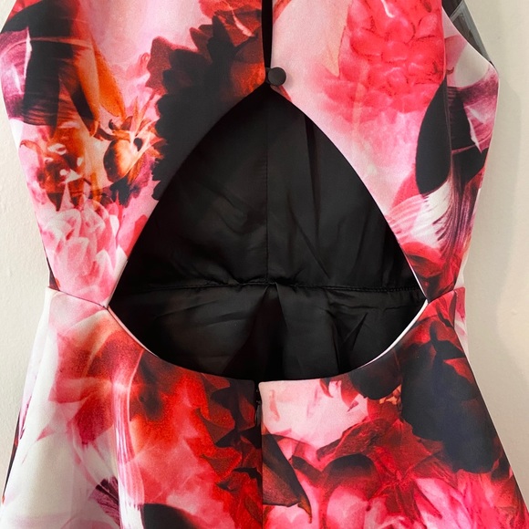 Keepsake Adore You Hot Pink Floral Print Dress S - Picture 5 of 10